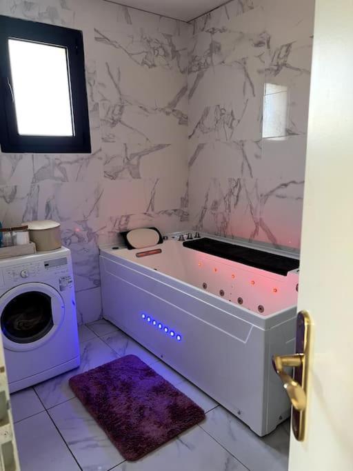 Magnifique Appart Avec Jaccuzi Apartamento Criel-sur-Mer Exterior foto